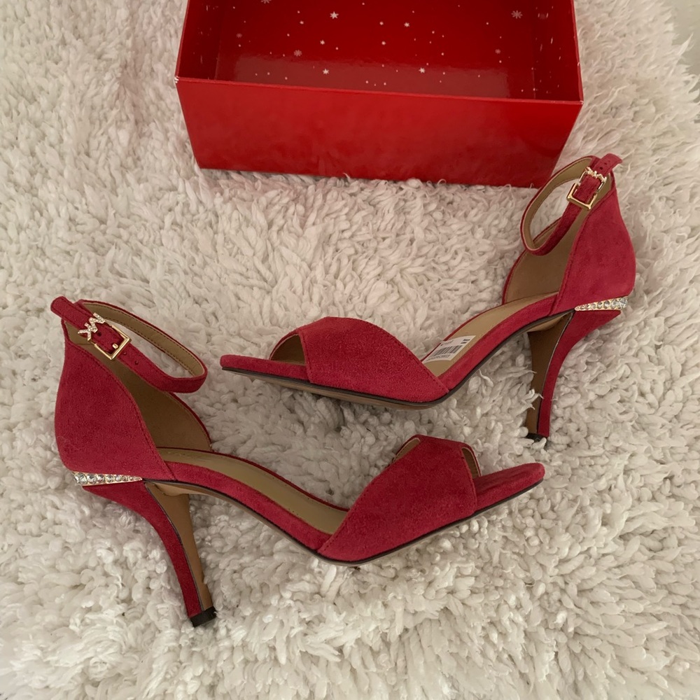 MICHAEL KORS SUEDE RHINESTONES SANDALS Size 5.5. New from display